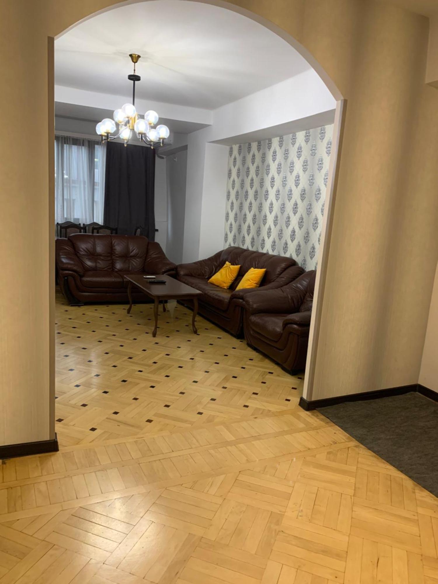 Apartment In The Center Of Yerevan Exterior photo